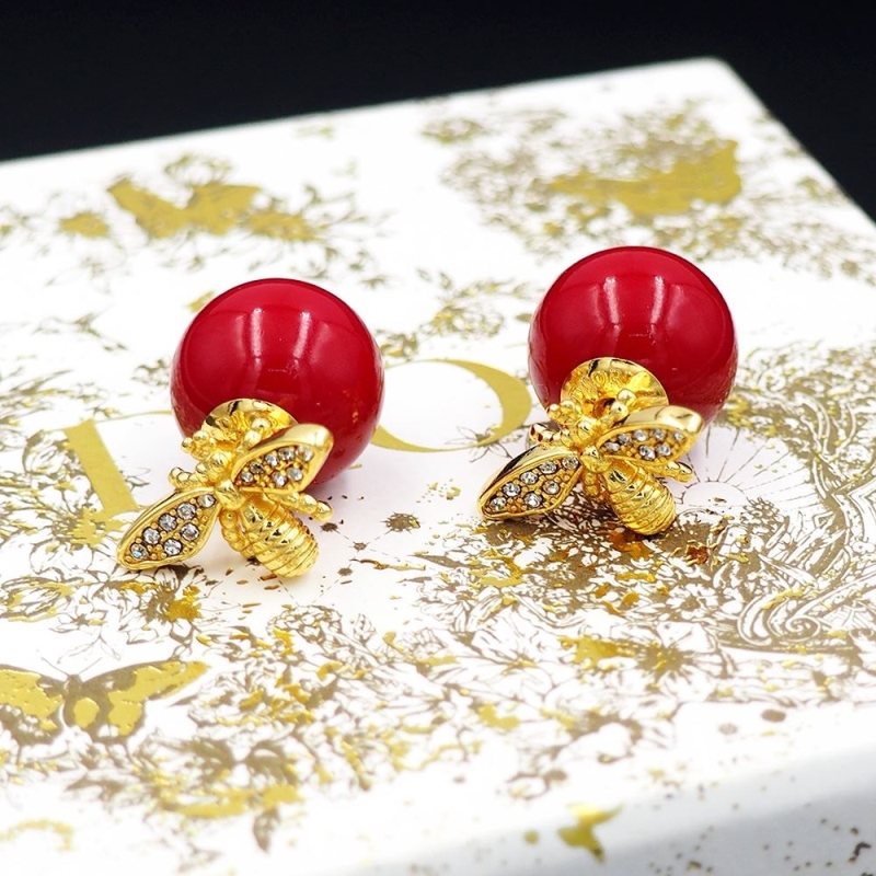 chr1st1an D10r earrings